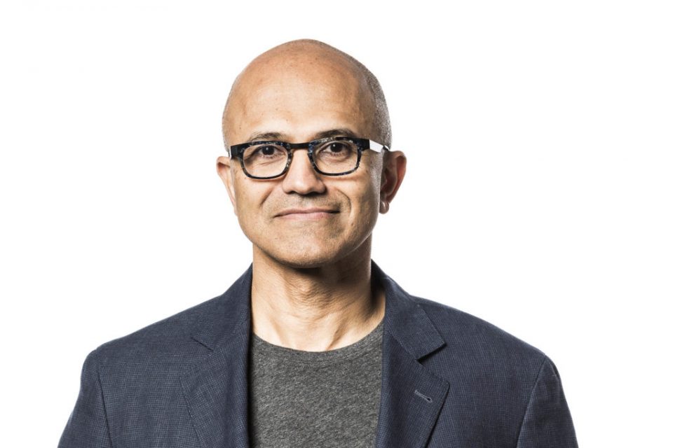 Satya Nadella liderazgo transformacional